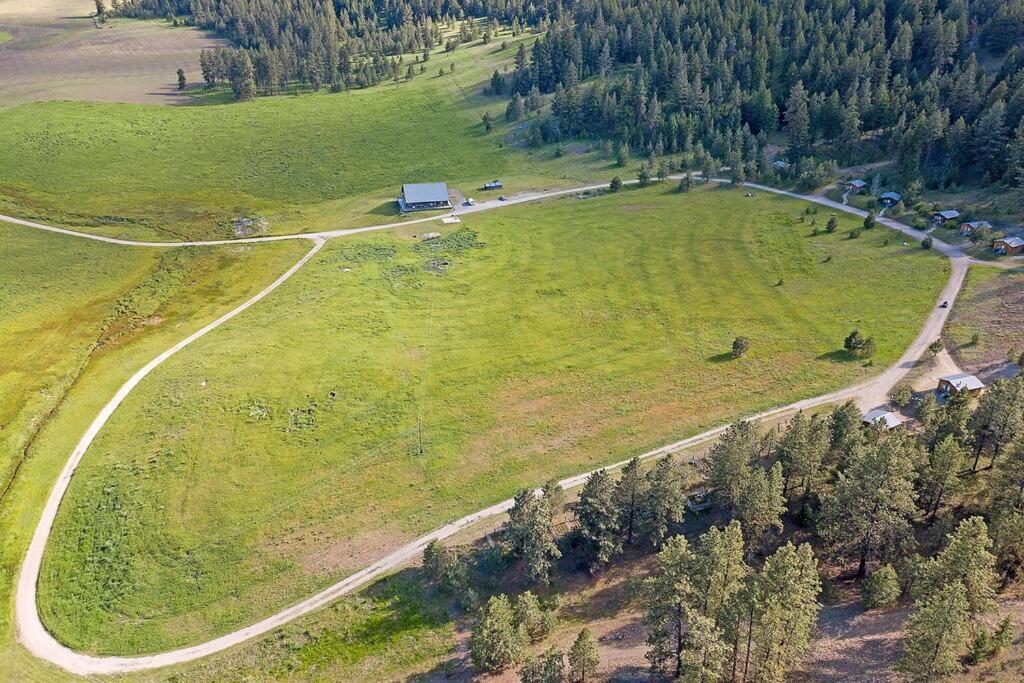 Wilderness Cabin - Eden Valley Oroville Kültér fotó
